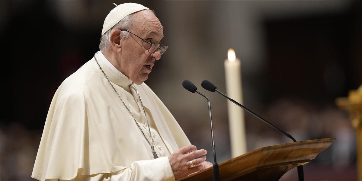 Pápež František otvoril v novoročnom príhovore citlivé témy