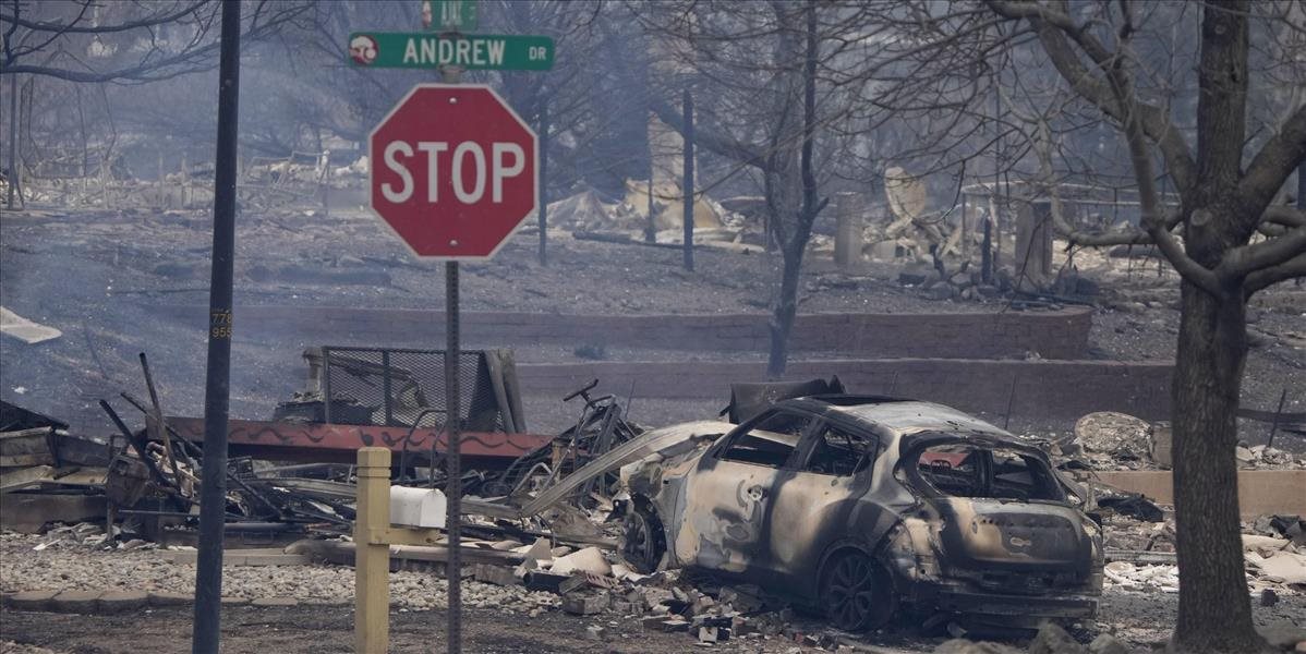 VIDEO: Lesný požiar zničil tisíc domov a zabil niekoľko ľudí. Joe Biden vyhlásil stav katastrofy