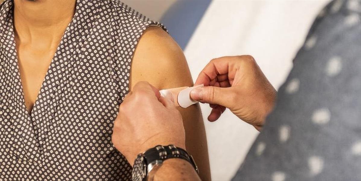 A je to tu! Izrael začne očkovať seniorov štvrtou dávkou vakcíny
