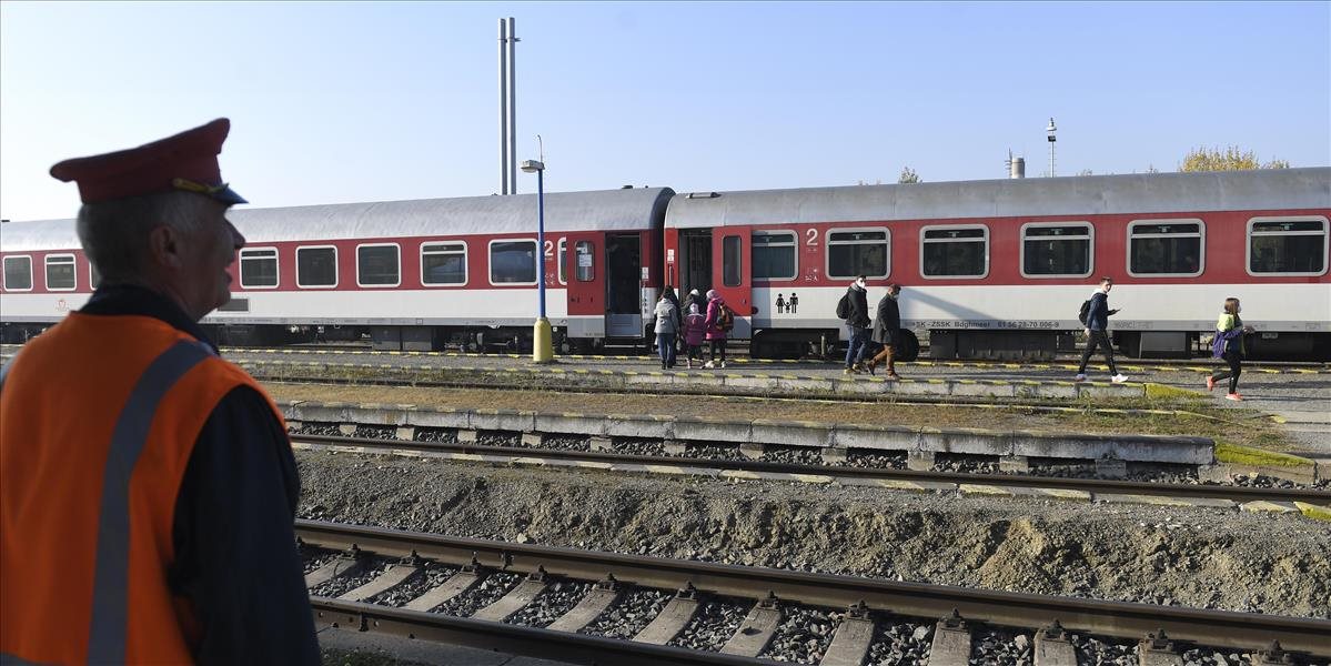 ŽSR upozorňujú na možné nebezpečenstvá