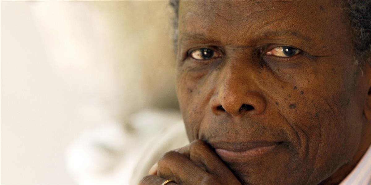Zomrel legendárny herec Sidney Poitier