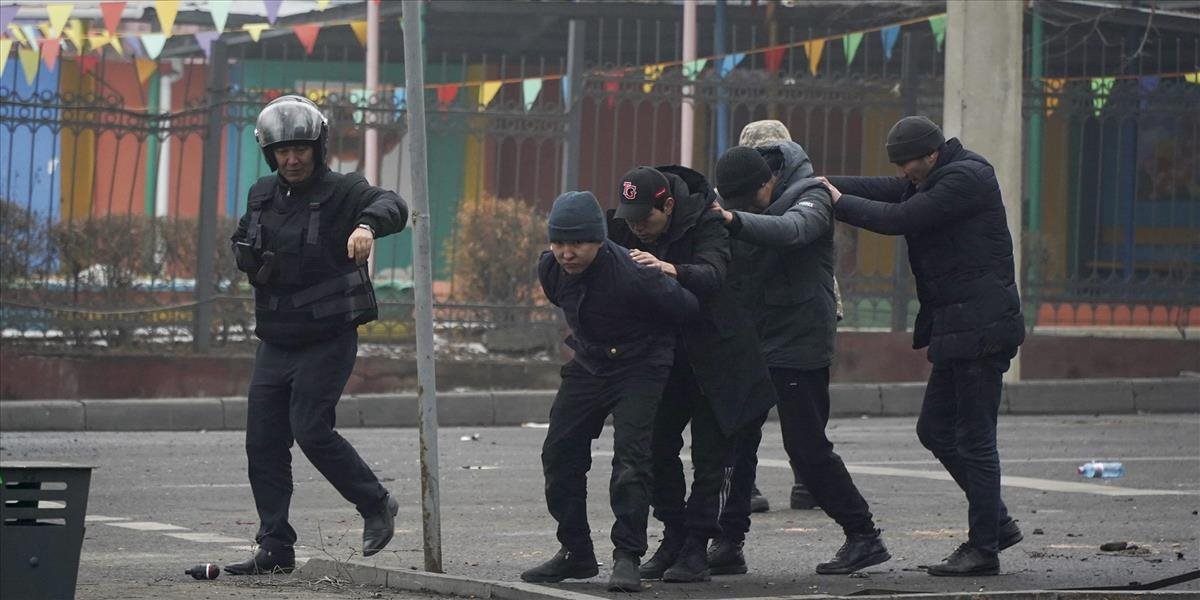 Počas nepokojov zatkli v Kazachstane už vyše 5 000 ľudí!