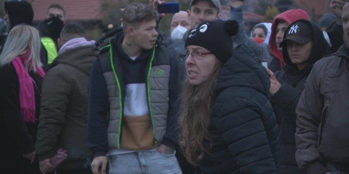 Protest za spravodlivosť pre zbitú Andrejku vyústil do útokov na políciu