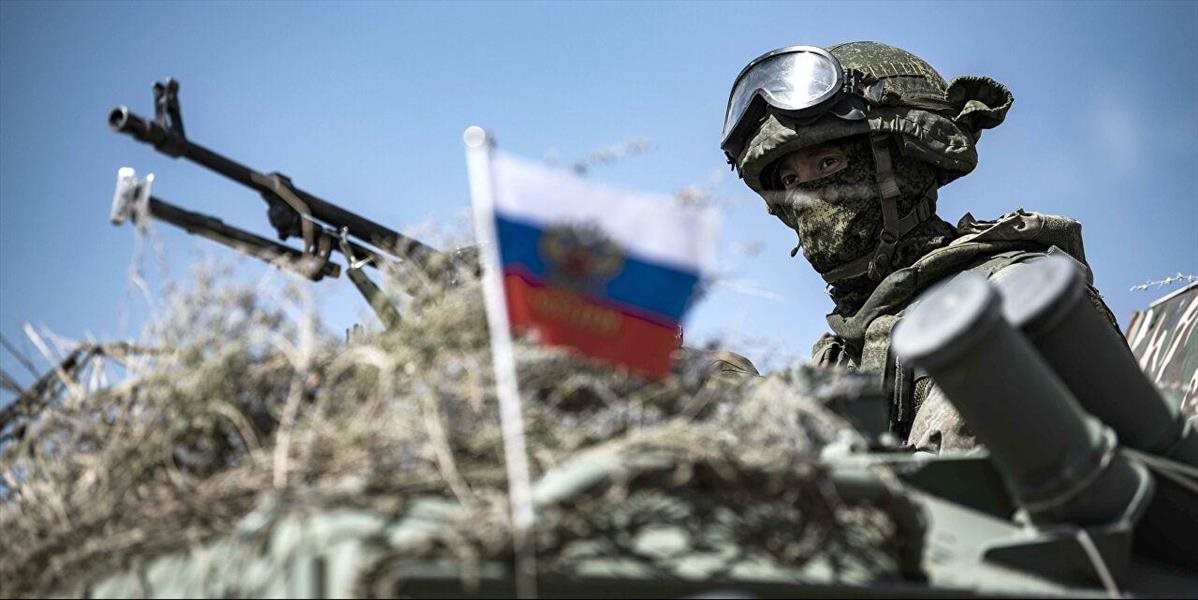 Na západe Ruska sa začali vojenské cvičenia. USA čakajú na vysvetlenie