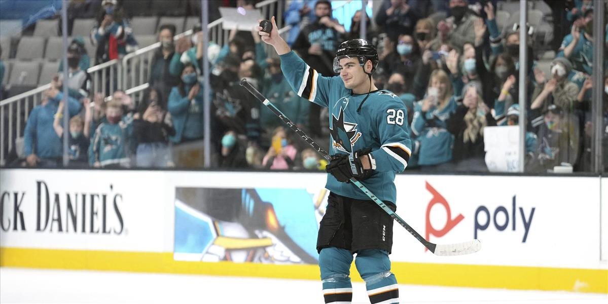NHL: Timo Meier sa 5 gólmi stal hviezdou zámorskej noci, Chára prekonal Stevensa