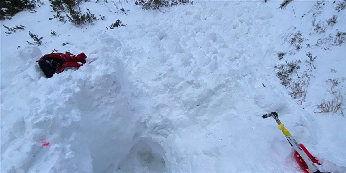 Lavína usmrtila 25-ročného skialpinistu
