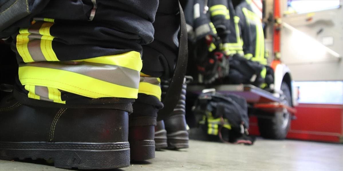 VIDEO: V Trenčíne horelo. Zomrel jeden človek