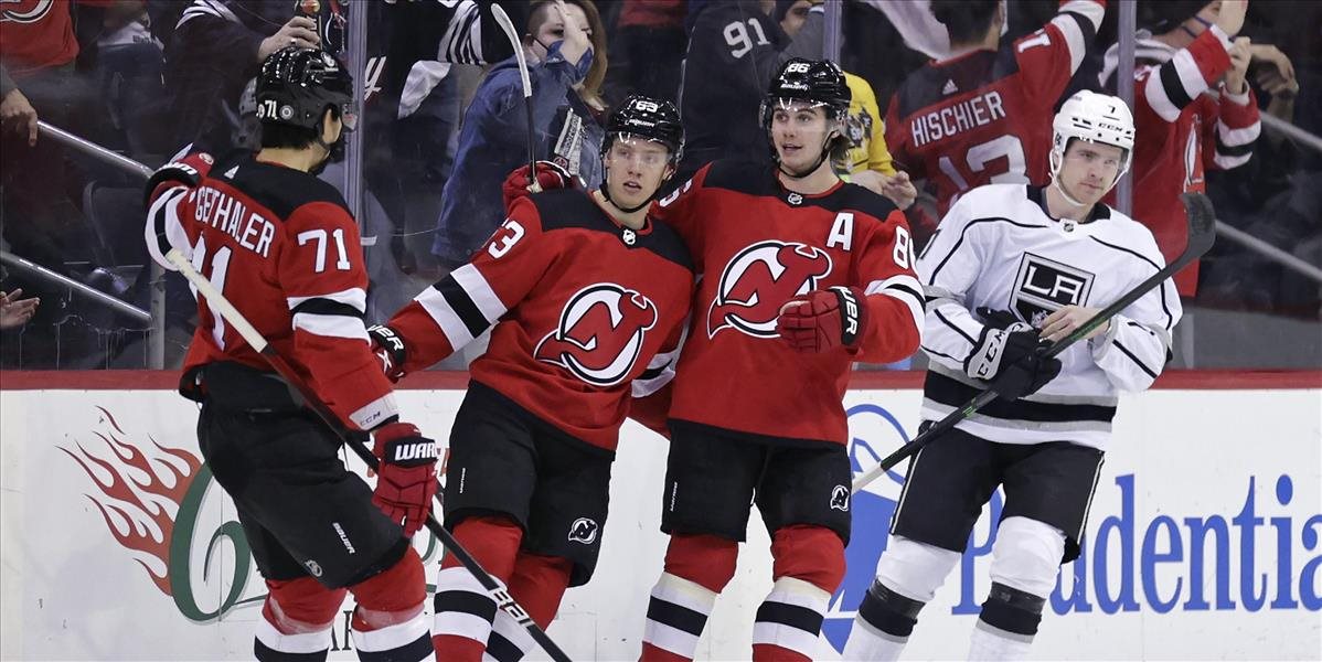 NHL: Diabli nestačilo na kráľov z Los Angeles, pred Halákom dostal šancu iba 22-ročný brankár