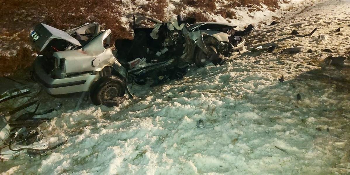 Účastníkmi tragickej dopravnej nehody pri Humennom boli mladí ľudia