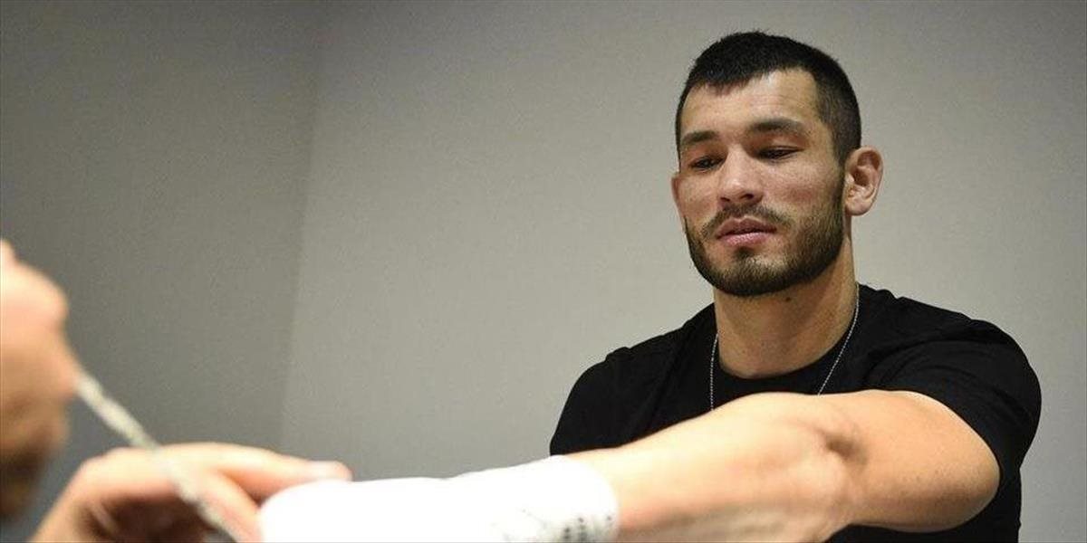 Zápas Muradova v UFC sa odkladá, dôvodom je zranenie