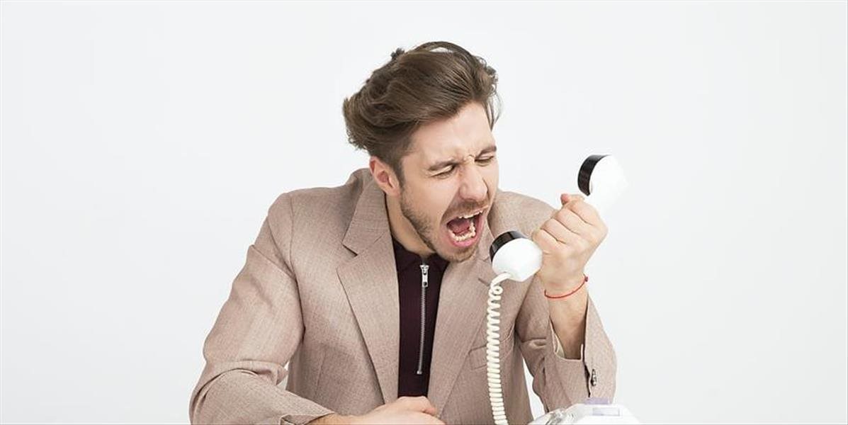 Lezú vám na nervy reklamné telefonáty? Začína platiť zákon, ktorý ich konečne obmedzí!