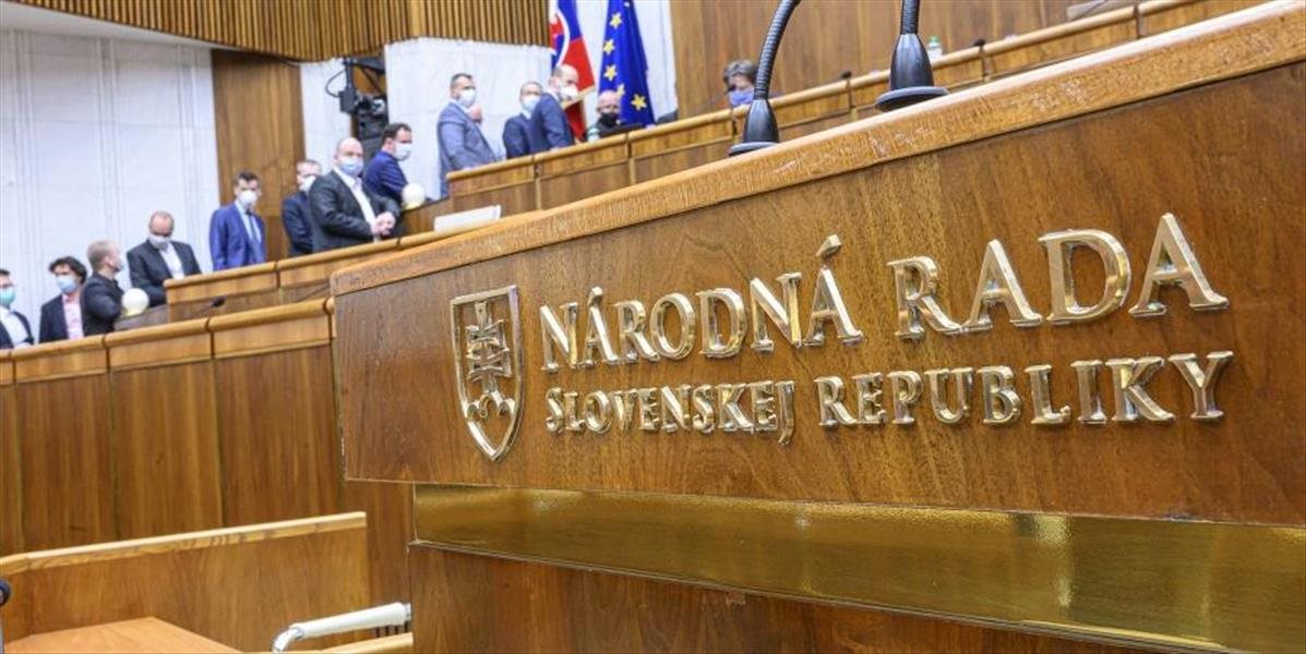 Čím všetkým sa dnes bude zaoberať parlament?