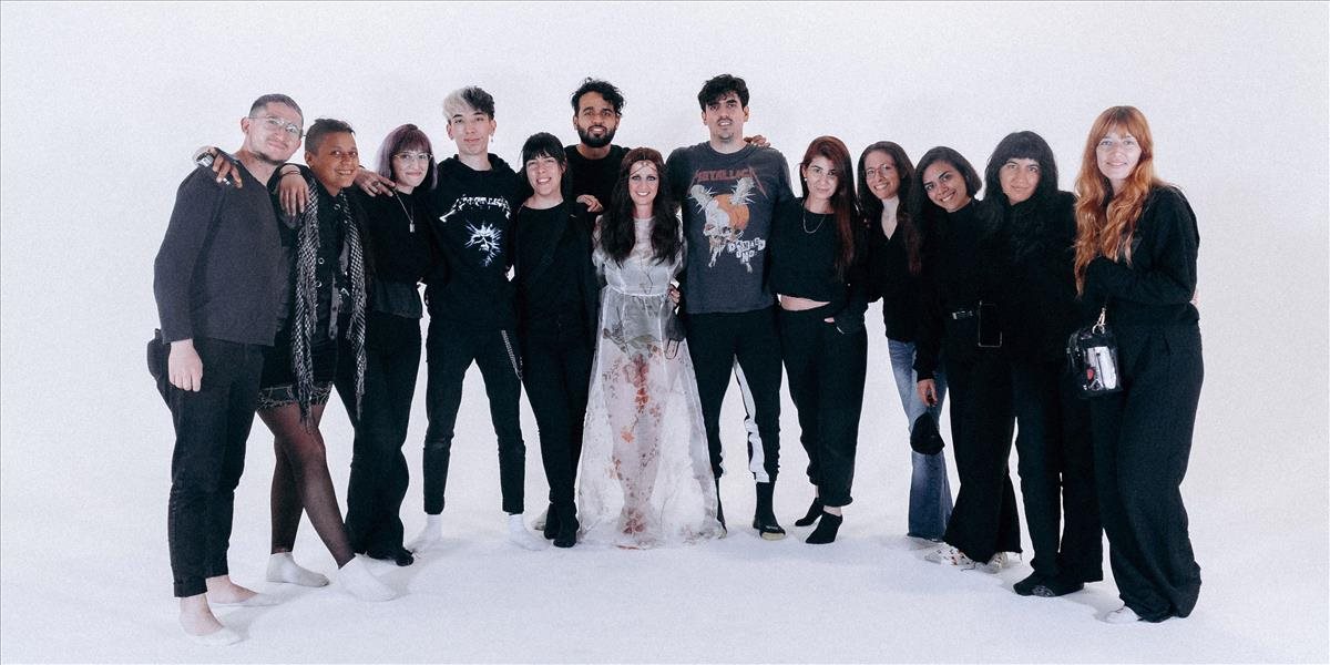 Slovenská  speváčka Vanda žne úspechy v Argentíne. V novom singli dala moderný šat tradičnej ľudovke