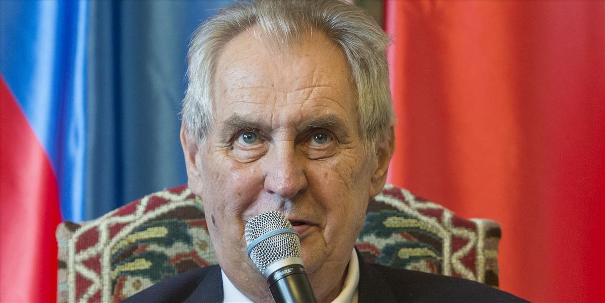 Vážne tvrdenie Miloša Zemana: „Informácie o ruskej invázii na Ukrajinu je blamáž tajných služieb USA!"