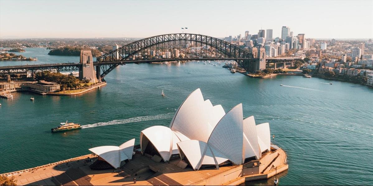 Austrália po dvoch rokoch otvorila hranice pre zaočkovaných turistov