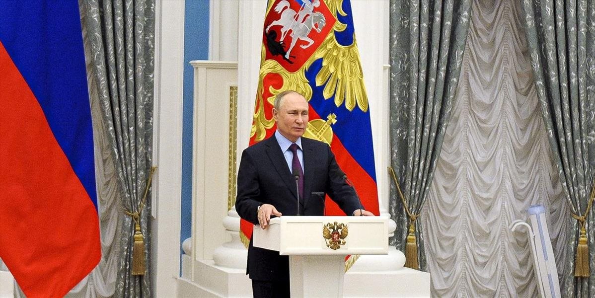 Rusko je pripravené rokovať, naše záujmy sú však bezpodmienečné, uviedol Putin