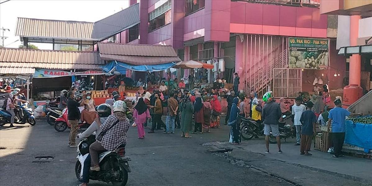 VIDEO: Západnú Sumatru postihlo silné zemetrasenie