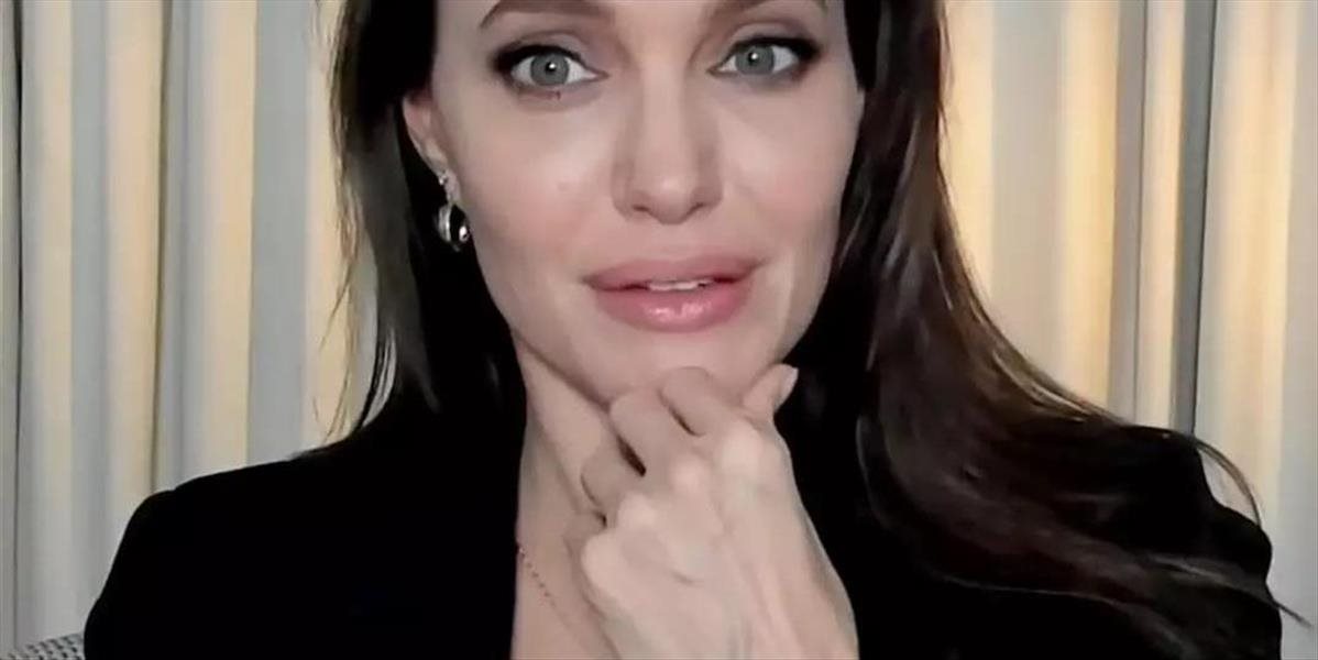 Angelina Jolie pomáha utečencom v Jemene. Tunajšiu krízu porovnáva s vojnou na Ukrajine