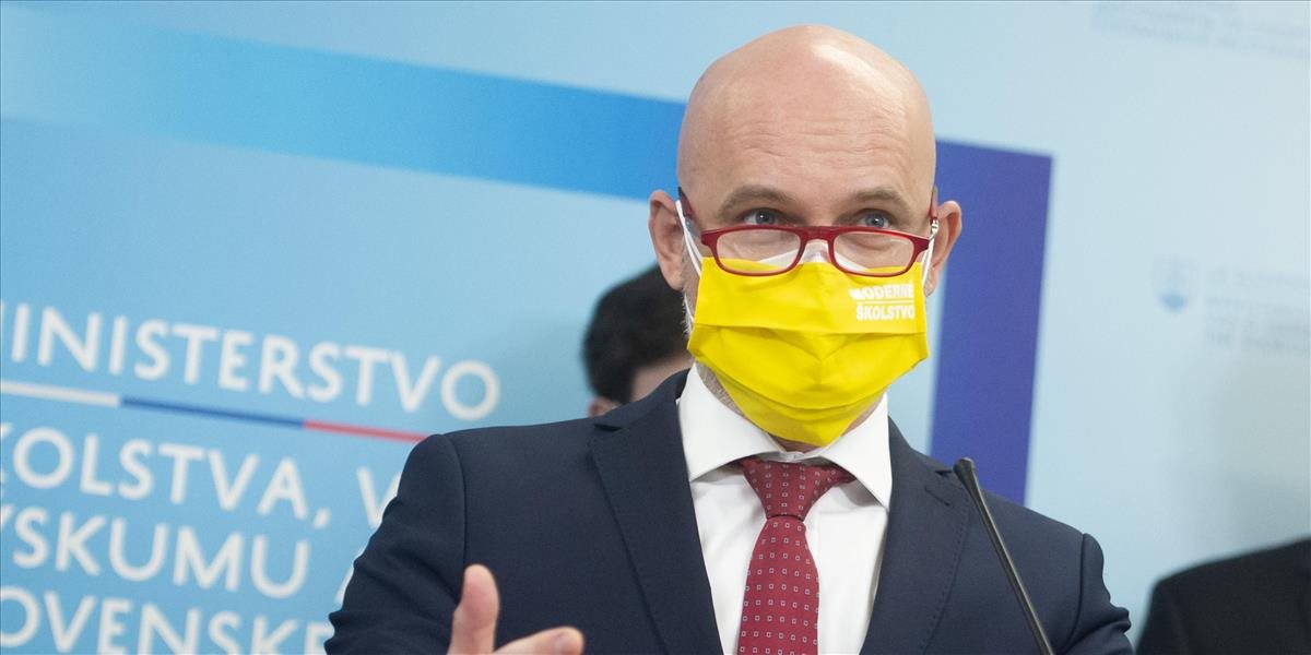 Branislav Gröhling má dobré správy pre školy!