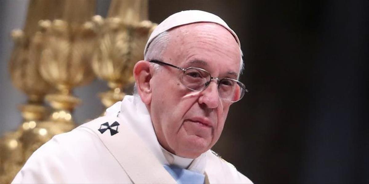 Pápež označil vojnu na Ukrajine za nezmyselný masaker. Vyzval obe strany, aby ho zastavili