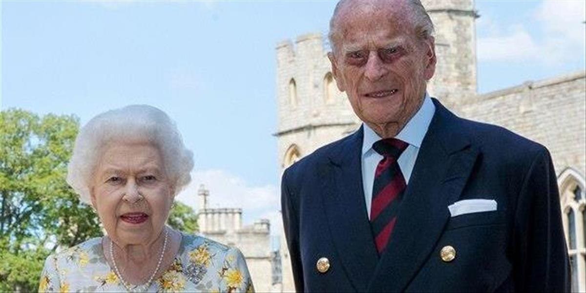 Alžbeta II. dúfa, že sa bude môcť zúčastniť na bohoslužbe za princa Philipa