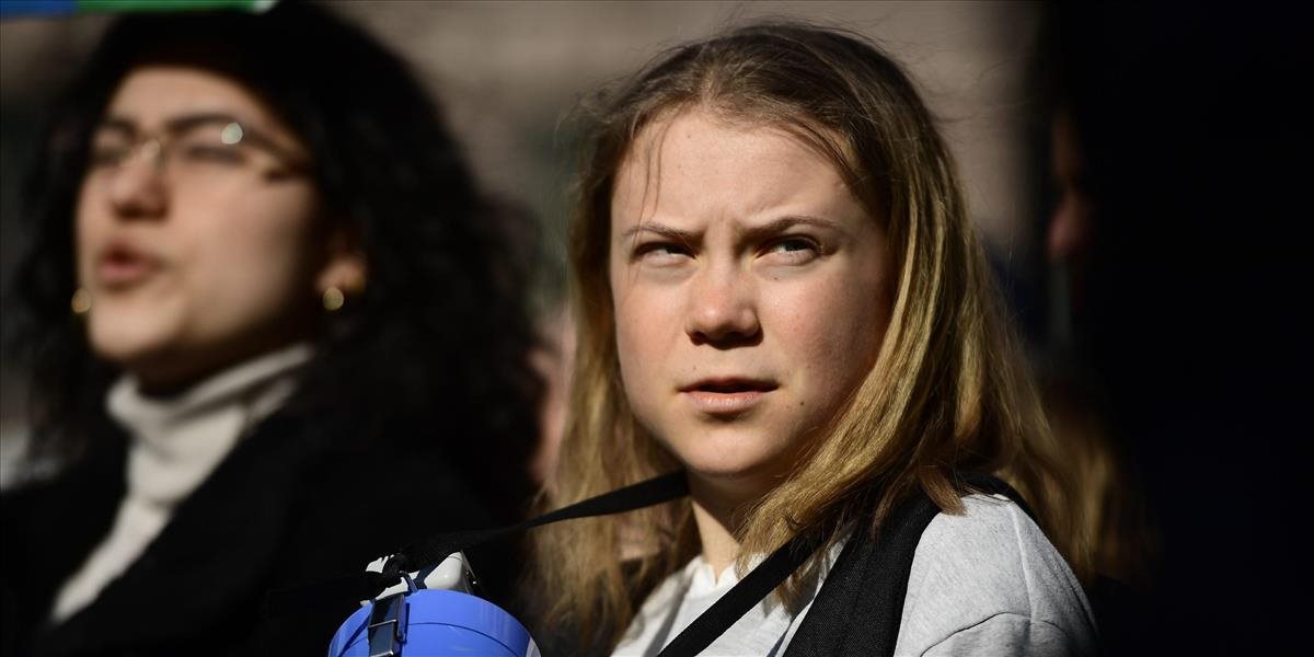 VIDEO: Greta Thunbergová opäť vyšla do ulíc. Nasledovali ju tisíce ľudí!