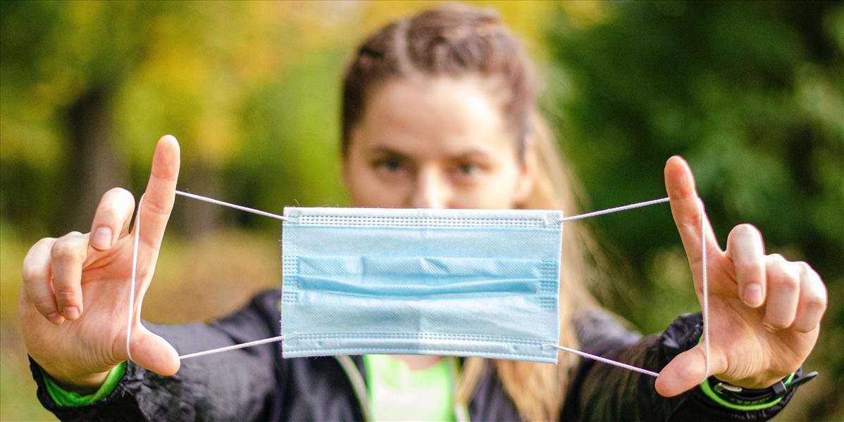 Poliaci môžu odložiť rúška!