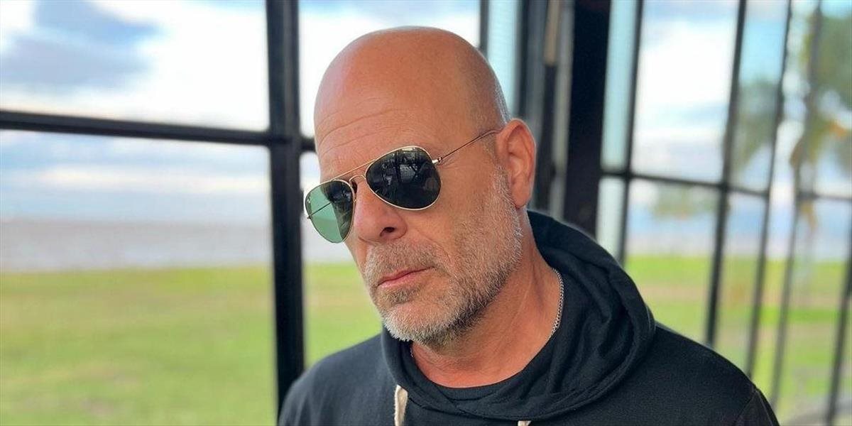 Bruce Willis končí s herectvom pre vážne zdravotné problémy