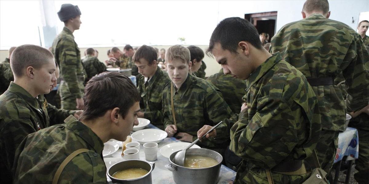 Putin podpísal výnos o jarných odvodoch do armády. Od apríla musí narukovať 134-tisíc mladých mužov