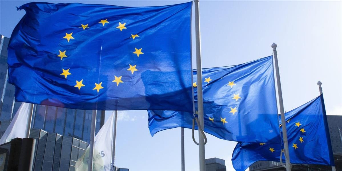 EÚ navrhla ďalších 500 miliónov eur na vojenskú pomoc pre Ukrajinu