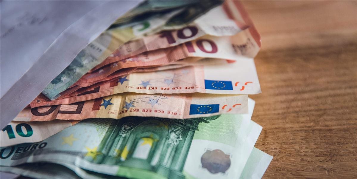 Slovenská pošta bude vyplácať dávky odídencom z Ukrajiny
