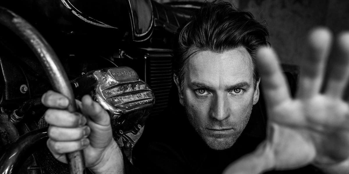 Ewan McGregor sa tajne oženil! Kto mohol prísť na svadbu?