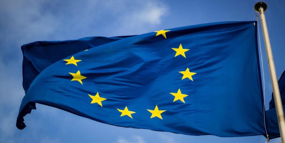 EÚ sa prikláňa k zákazu dovozu ruskej ropy do konca roka