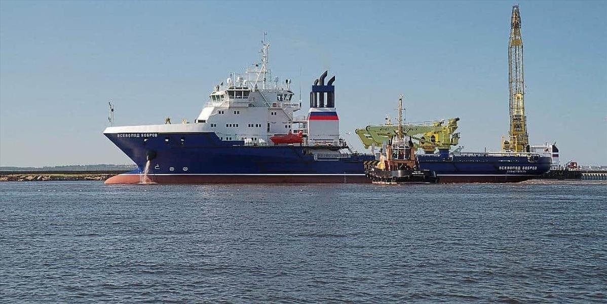 V Čiernom mori horí ďalšia ruská loď, tvrdia Ukrajinci