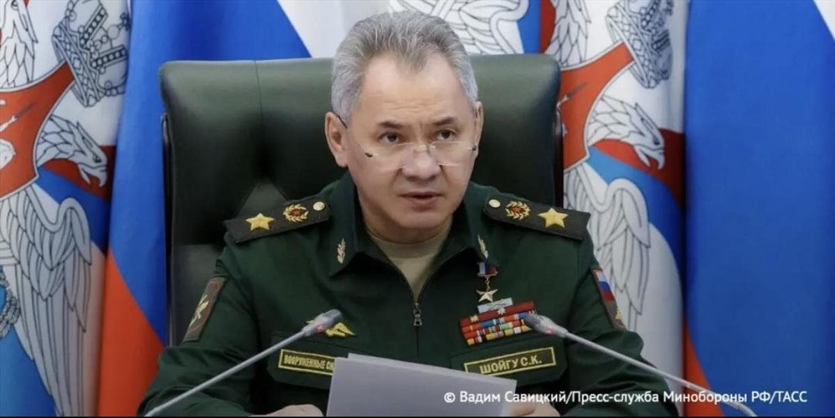 Šojgu: V blízkosti ruských hraníc narastajú vojenské hrozby