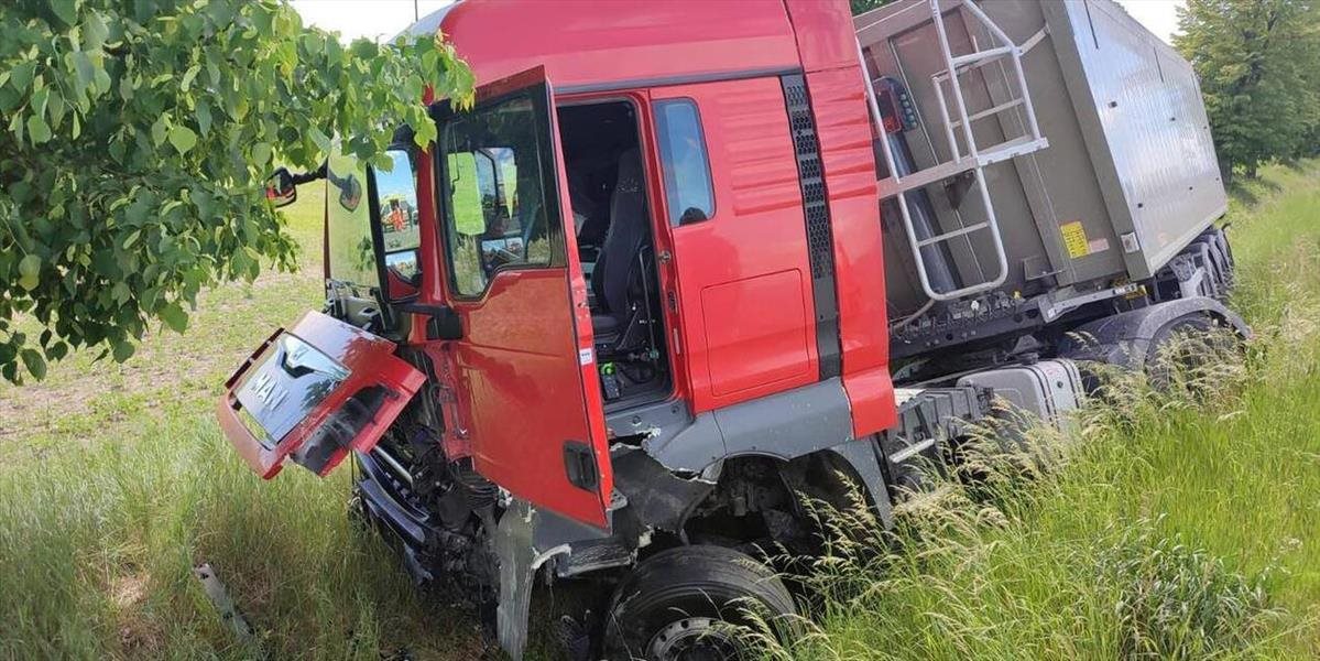 Dopravná nehoda pri Fekišovciach si vyžiadala tri obete