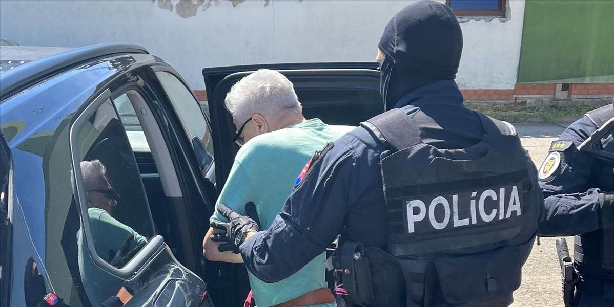 Právoplatne odsúdeného Agha priviezli na Slovensko