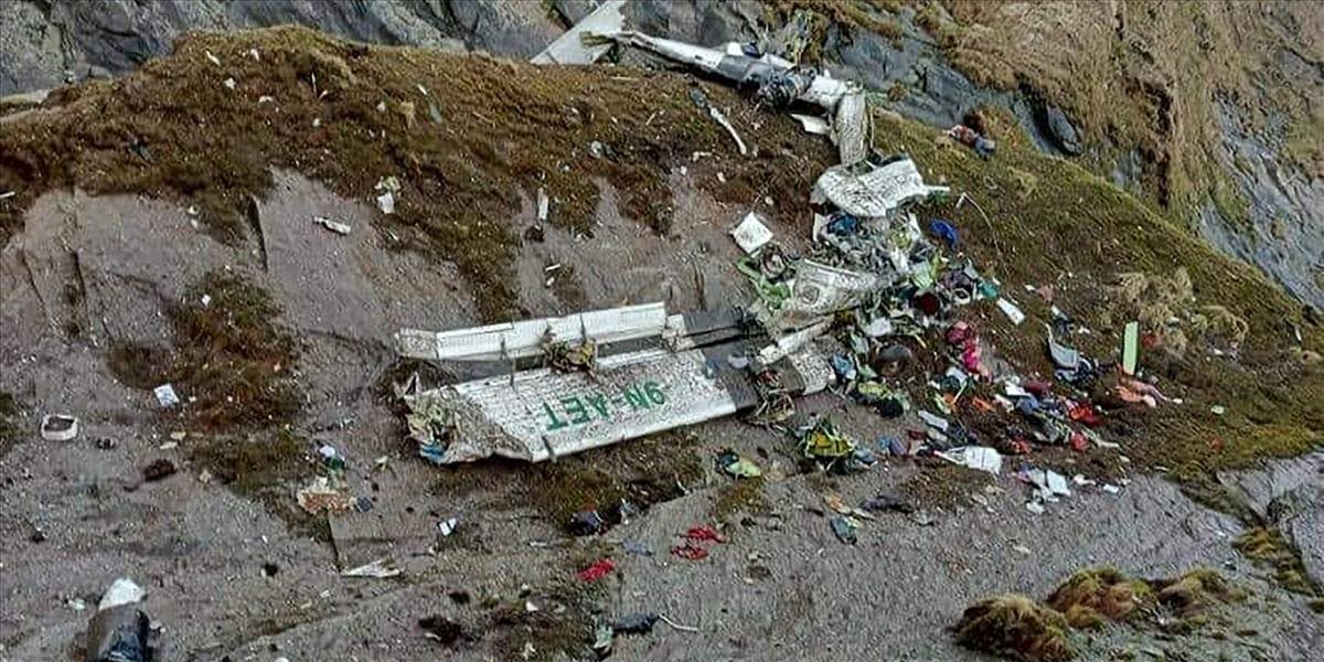 Haváriu lietadla neprežili desiatky ľudí