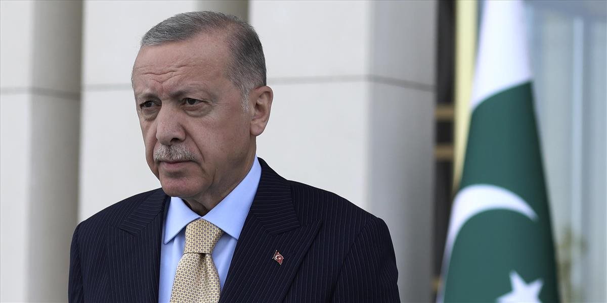 Turecký prezident má obavy, telefonoval šéfovi NATO