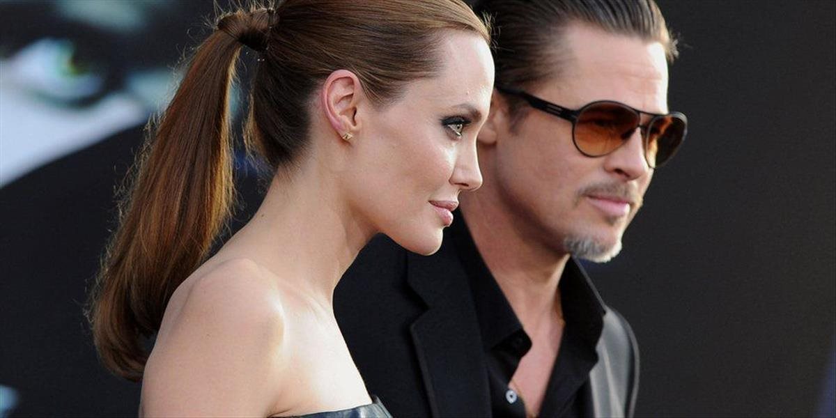 Ďalšia vojnová sekera je vonku! Brad Pitt ženie Angelinu Jolie pred súd
