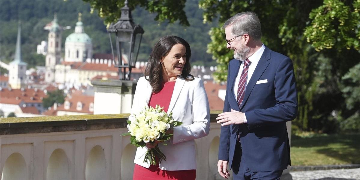 Český premiér prijal novú maďarskú prezidentku