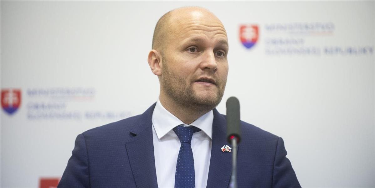 Ministerstvo obrany navrhuje obstarať pásovú techniku od Švédska