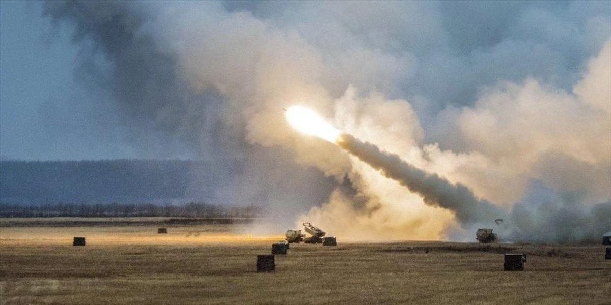 Americké raketomety HIMARS sú už na Ukrajine