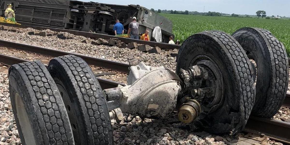 USA hlásia vlakovú nehodu, ktorá si vyžiada niekoľko obetí a desiatky zranených