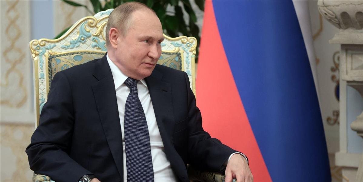 Rusko tvrdí, že obsadilo ropnú rafinériu