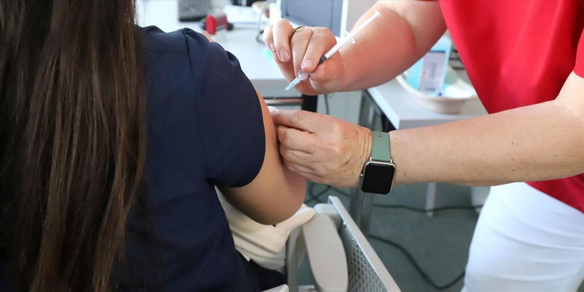 Ministerstvo zdravotníctva posúdi zmenu legislatívy pre možnosť očkovania v lekárňach