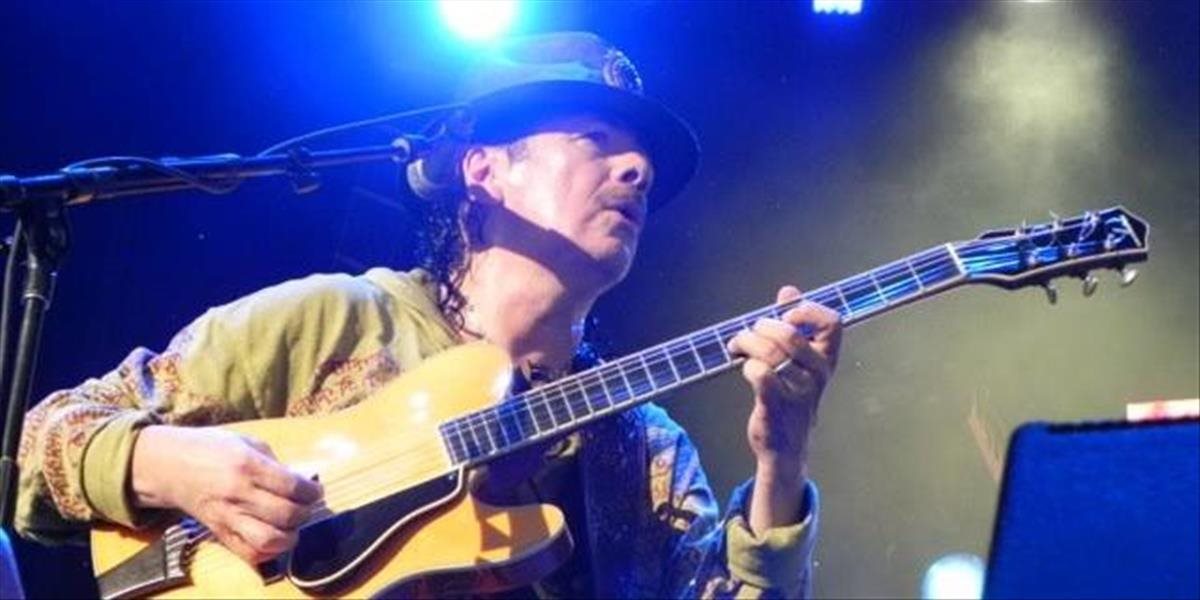 VIDEO: Legendárny Carlos Santana skolaboval na pódiu!