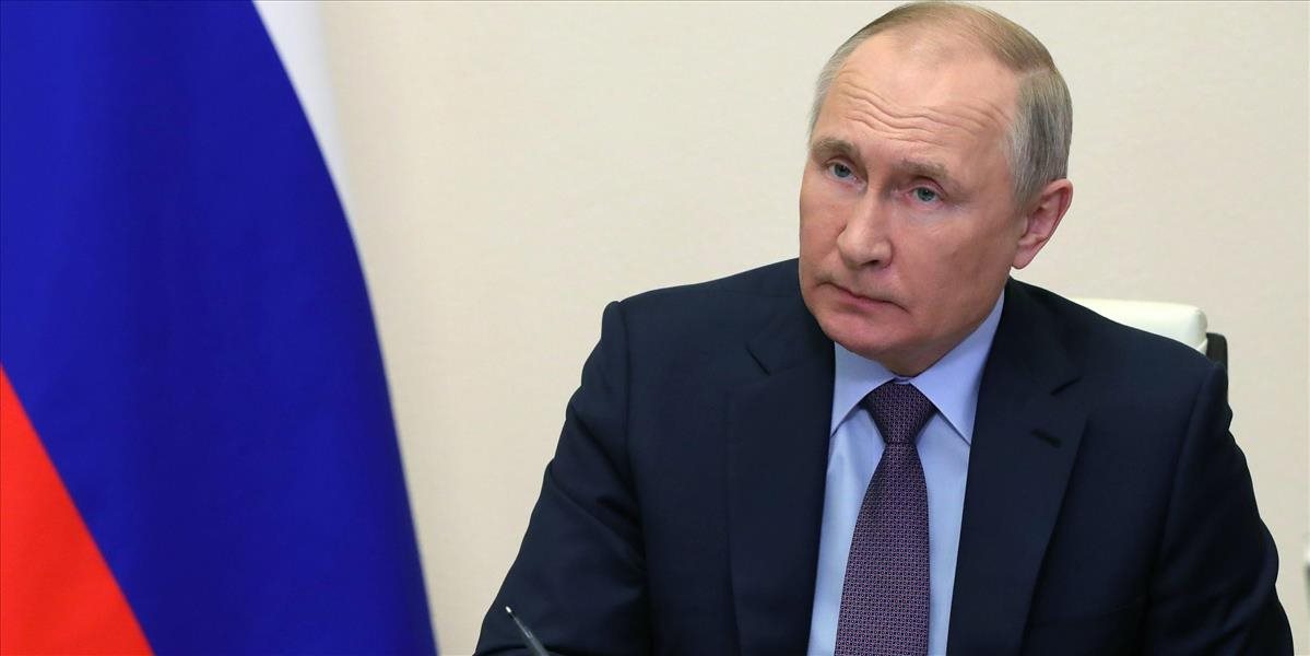 Nech nás Západ skúsi poraziť na bojovom poli, vyhlásil Putin