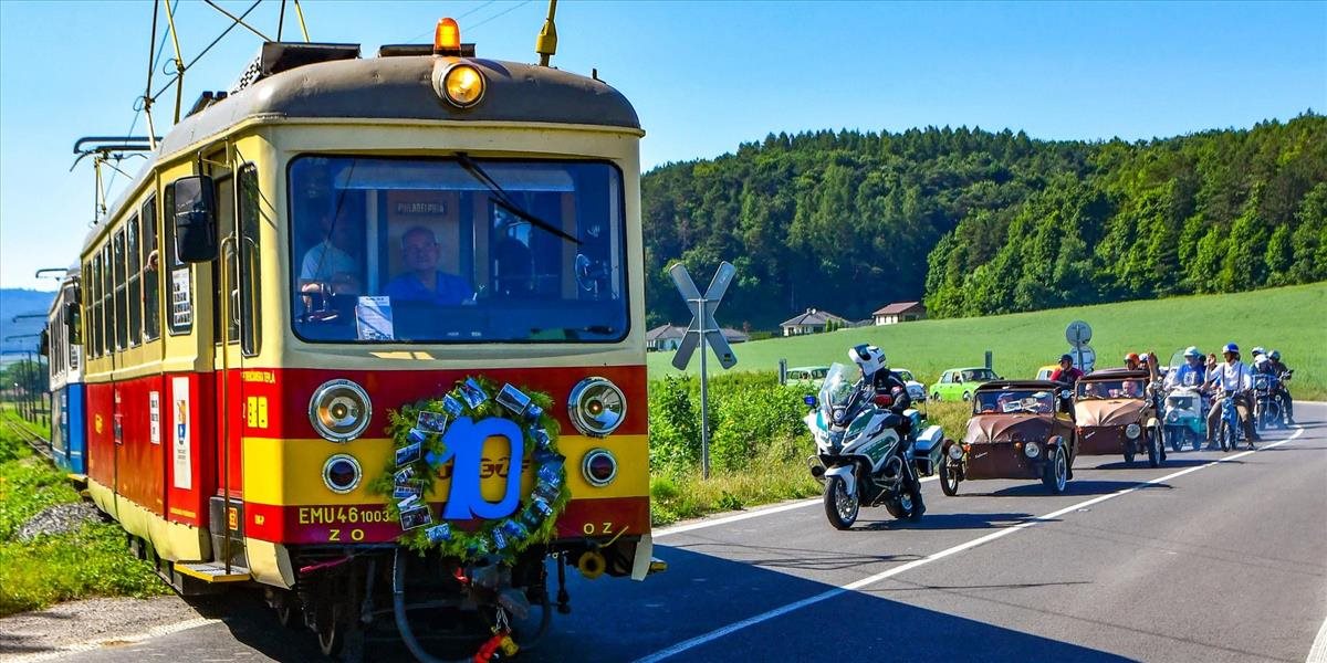 Historickú električku prevádzkuje už desaťročie skupina nadšencov