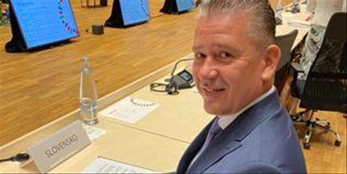 Slovak Digital: „Slovákov čakajú problémy s občianskymi preukazmi." Ministerstvo vnútra sa bráni
